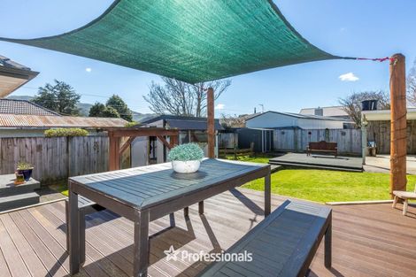 Photo of property in 8 Coates Grove, Silverstream, Upper Hutt, 5019