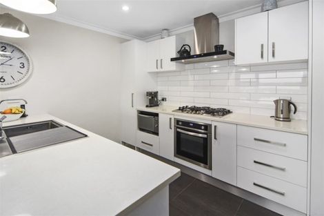 Photo of property in 9 Jack Rise, Grandview Heights, Hamilton, 3200