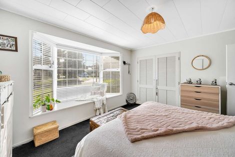 Photo of property in 1 D'arcy Place, Taradale, Napier, 4112