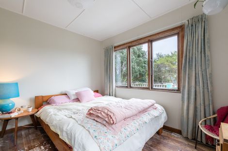 Photo of property in 187 Victory Road, Laingholm, Auckland, 0604