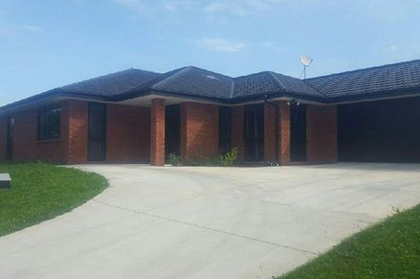 Photo of property in 274 Dixon Road, Fitzroy, Hamilton, 3206