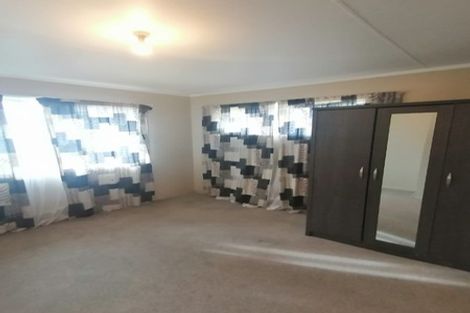 Photo of property in 4 Backhurst Grove, Massey, Auckland, 0614