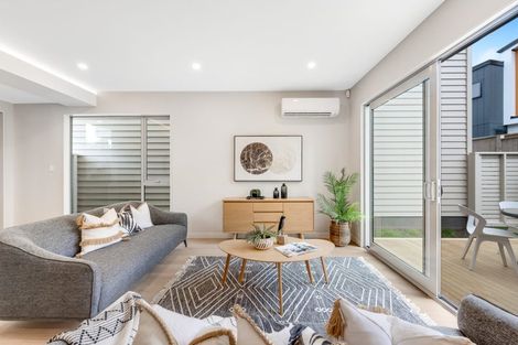 Photo of property in 13b Liam Place, Half Moon Bay, Auckland, 2012