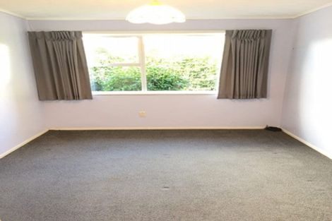 Photo of property in 85 Girrahween Drive, Totara Vale, Auckland, 0629