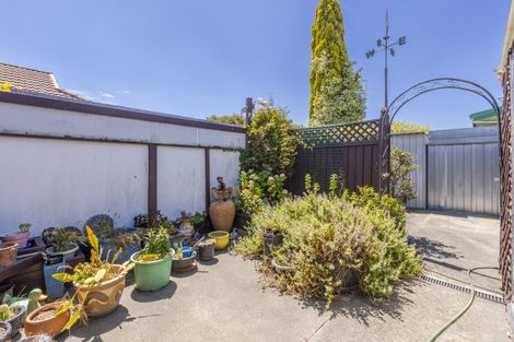 Photo of property in 46-48 Coventry Avenue, Tamatea, Napier, 4112