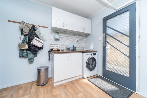 Photo of property in 2 Elizabeth Street, Feilding, 4702