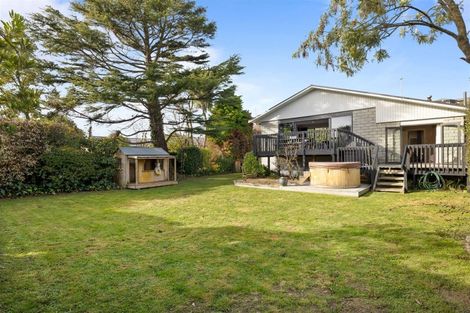 Photo of property in 422 Cashmere Road, Westmorland, Christchurch, 8025
