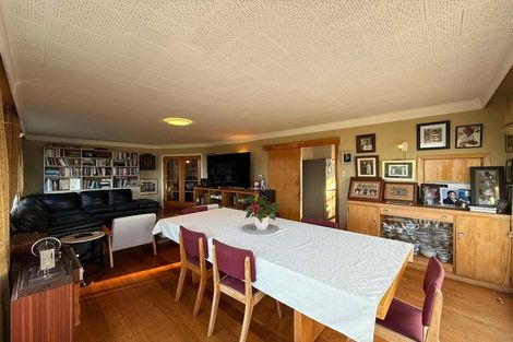 Photo of property in 17 Rakeiora Grove, Korokoro, Lower Hutt, 5012