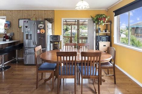 Photo of property in 23 Jade Avenue, Pakuranga Heights, Auckland, 2010