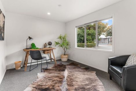 Photo of property in 1/10 Chevron Place, Ilam, Christchurch, 8041
