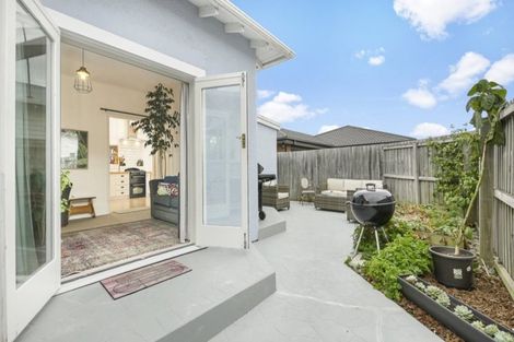 Photo of property in 126 Mackenzie Avenue, Woolston, Christchurch, 8023