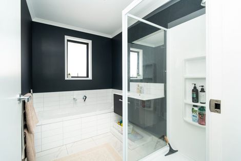 Photo of property in 5 Tide Lane, Whitby, Porirua, 5024