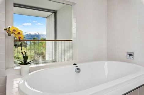 Photo of property in 7 Ridgecrest, Wanaka, 9305