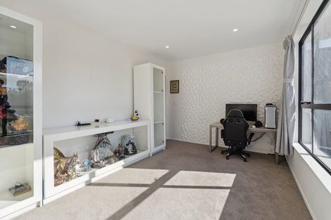 Photo of property in 46 Celestial Crescent, Orewa, 0931