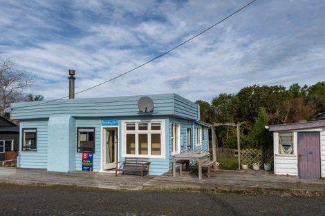 Photo of property in 7 Kowhai Street, Kaka Point, Balclutha, 9271