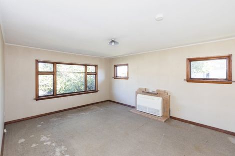 Photo of property in 12 Aorangi Road, Bryndwr, Christchurch, 8053