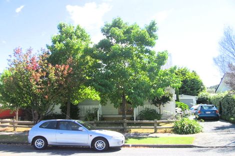 Photo of property in 8 Beryl Grove, Birchville, Upper Hutt, 5018