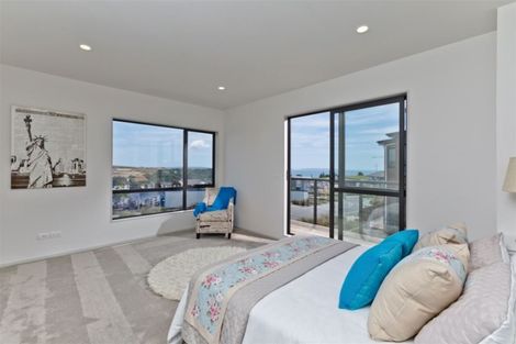 Photo of property in 6 Cavalli Road, Long Bay, Auckland, 0630
