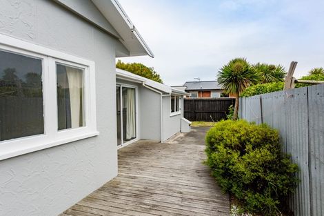 Photo of property in 28 Meadow Street, Papanui, Christchurch, 8052