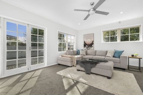 Photo of property in 9 Ashdown Place, Pahurehure, Papakura, 2113