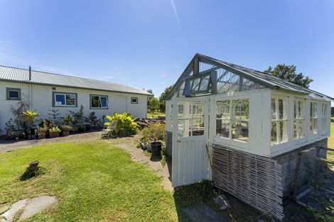 Photo of property in 150 No 2 Line, Okoia, Whanganui, 4572