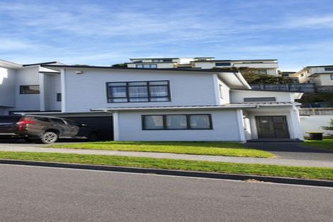 Photo of property in 6a Claverton Grove, Churton Park, Wellington, 6037