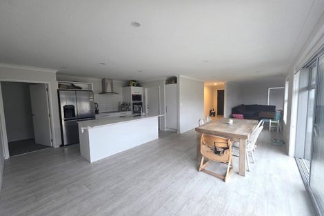 Photo of property in 30 Stevenson Drive, Papamoa, 3118