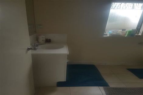 Photo of property in 1/9 Edgewater Grove, Orewa, 0931