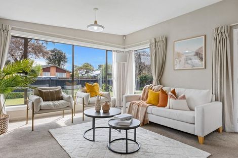 Photo of property in 48 Glenharrow Avenue, Avonhead, Christchurch, 8042