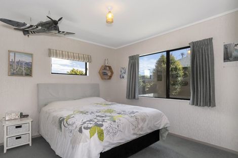 Photo of property in 4 Greenpark Way, Greerton, Tauranga, 3112