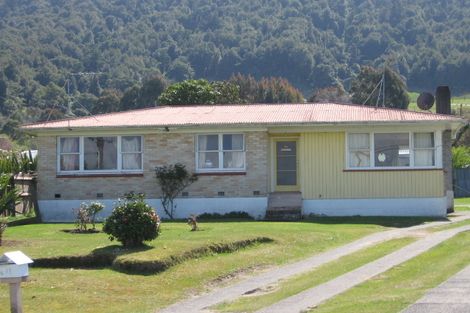 Photo of property in 11 Garrick Place, Pukehangi, Rotorua, 3015