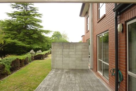 Photo of property in 17a Athol Terrace, Upper Riccarton, Christchurch, 8041