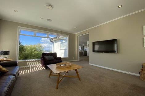 Photo of property in 9 Castor Bay Road, Castor Bay, Auckland, 0620