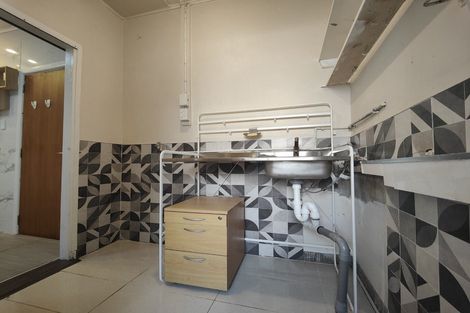 Photo of property in 50 Earlsworth Road, Mangere East, Auckland, 2024