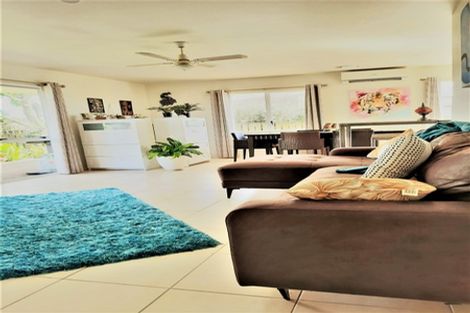 Photo of property in 36 Whitby Avenue, Whitianga, 3510