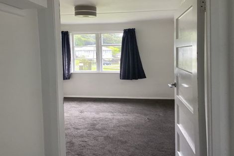 Photo of property in 70 Judd Crescent, Naenae, Lower Hutt, 5011
