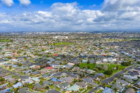 Photo of property in 33 Grace Avenue, Rototuna North, Hamilton, 3210