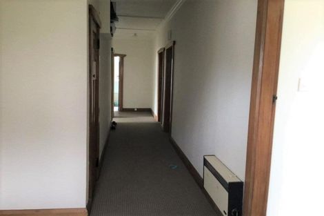 Photo of property in 14 Mangorei Road, Strandon, New Plymouth, 4312