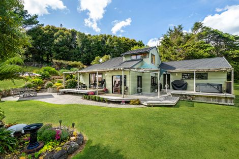 Photo of property in 168 Carter Road, Oratia, Auckland, 0604