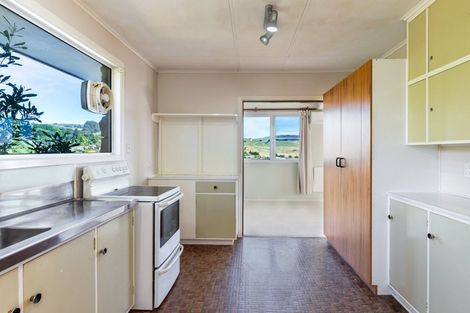 Photo of property in 15 Scenic Heights, Acacia Bay, Taupo, 3330
