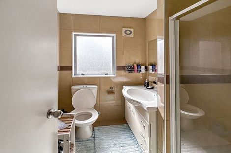 Photo of property in 60 Trevor Hosken Drive, Wiri, Auckland, 2104