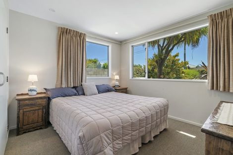 Photo of property in 24 Kingston Street, Albert Town, Wanaka, 9305