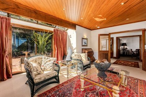 Photo of property in 11a Taumaru Avenue, Lowry Bay, Lower Hutt, 5013