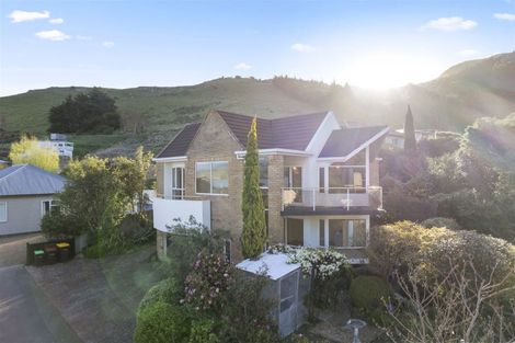 Photo of property in 11 Kaikomako Place, Cass Bay, Lyttelton, 8082