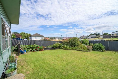 Photo of property in 5 Pearce Street, Bluff, 9814