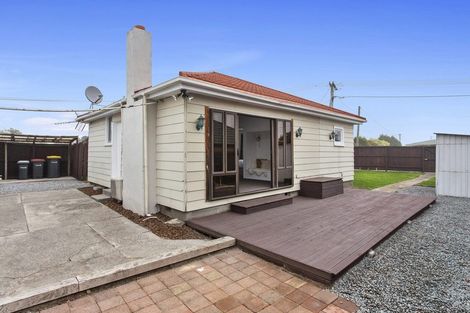 Photo of property in 2 Fulham Street, Islington, Christchurch, 8042