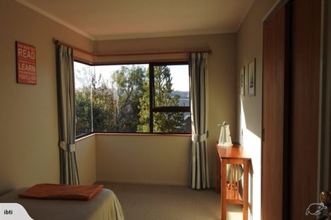 Photo of property in 12 Doon Grove, Papakowhai, Porirua, 5024