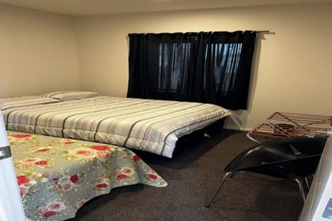 Photo of property in 12a Margaret Place, Milford, Auckland, 0620