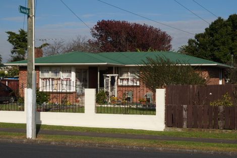 Photo of property in 261 Robertson Road, Mangere East, Auckland, 2024