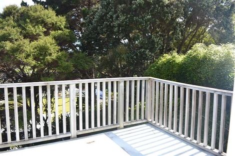 Photo of property in 14 Grays Road, Plimmerton, Porirua, 5026